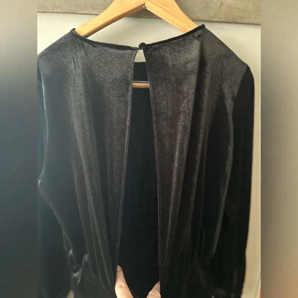 Zara open back dress - Picture 6 of 14